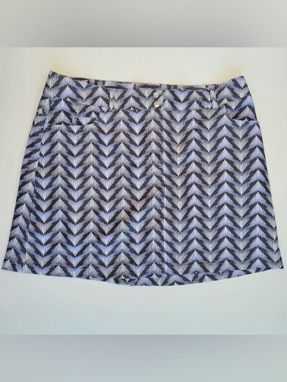 Slazenger Golf Skort Size 10 Icy Purple Chevron Pattern Skirt 5 Pocket